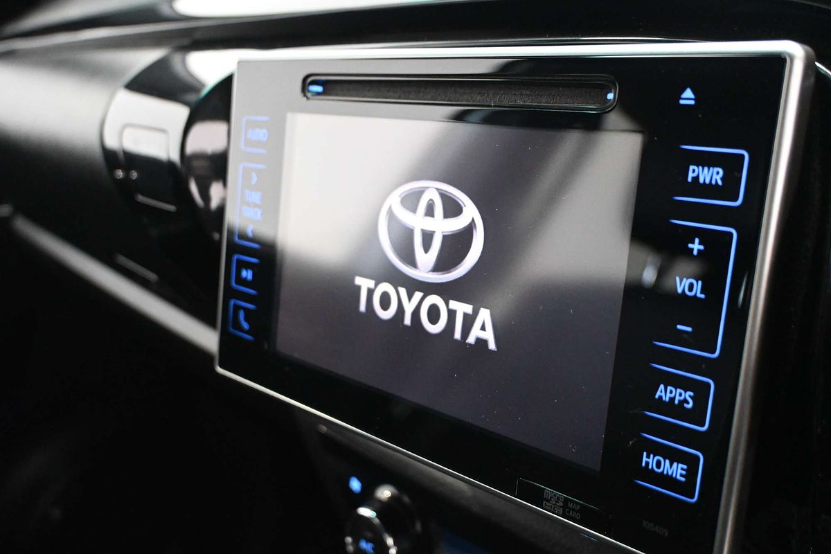 2018 Toyota Hilux SR5+ (4x4) GUN126R MY17 4X4