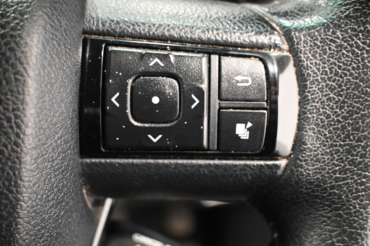 2018 Toyota Hilux SR5+ (4x4) GUN126R MY17 4X4