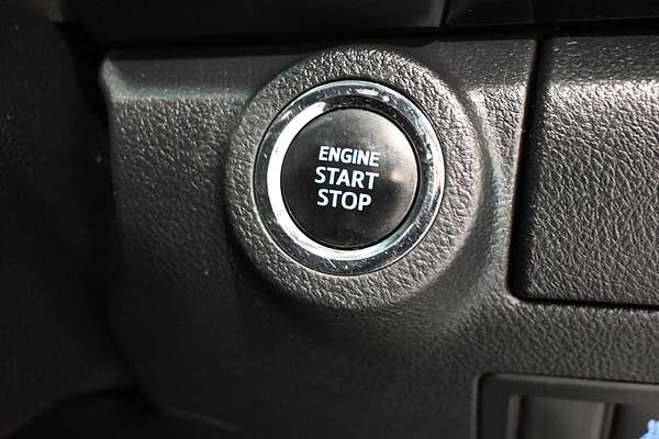 2018 Toyota Hilux SR5+ (4x4) GUN126R MY17 4X4