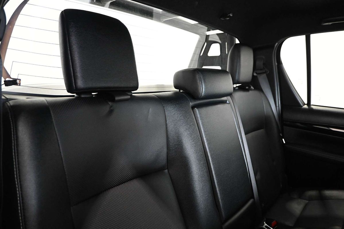 2018 Toyota Hilux SR5+ (4x4) GUN126R MY17 4X4
