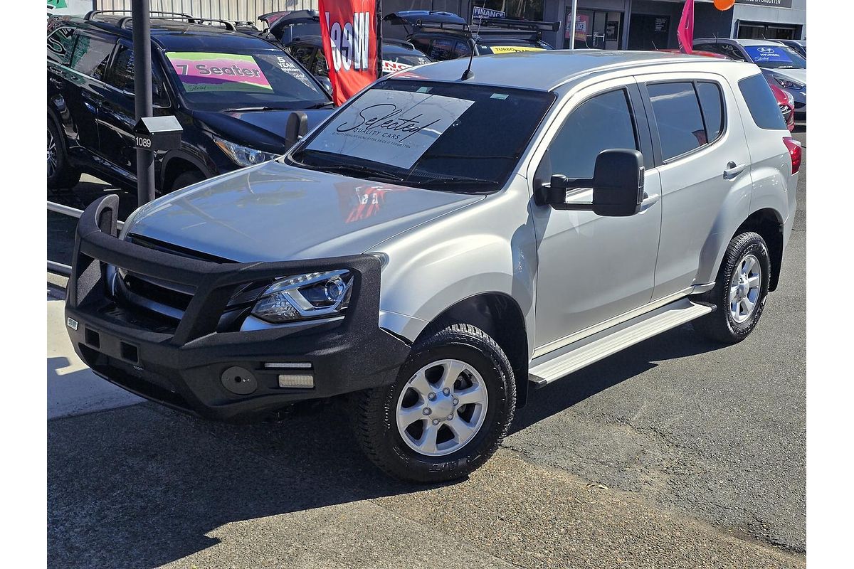 2020 Isuzu MU-X LS-M