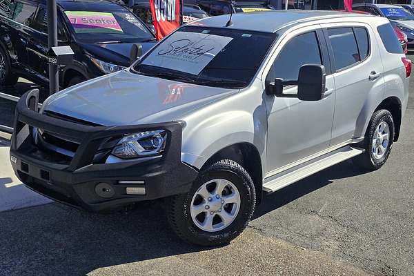 2020 Isuzu MU-X LS-M