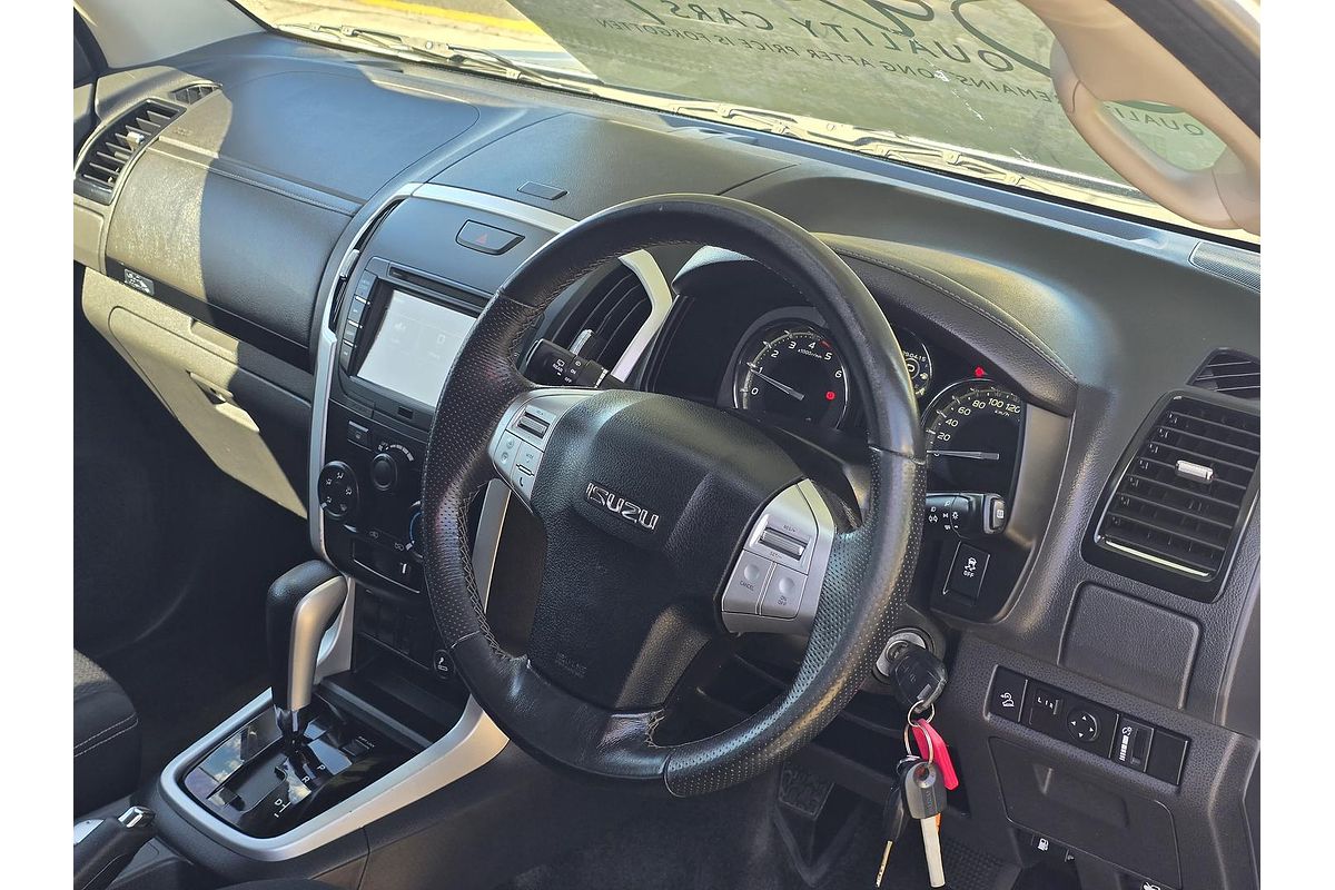 2020 Isuzu MU-X LS-M