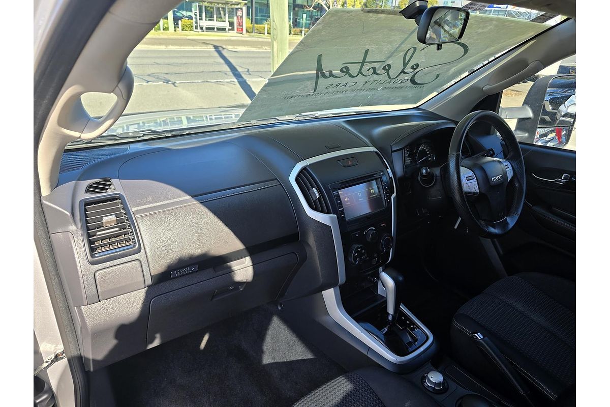 2020 Isuzu MU-X LS-M