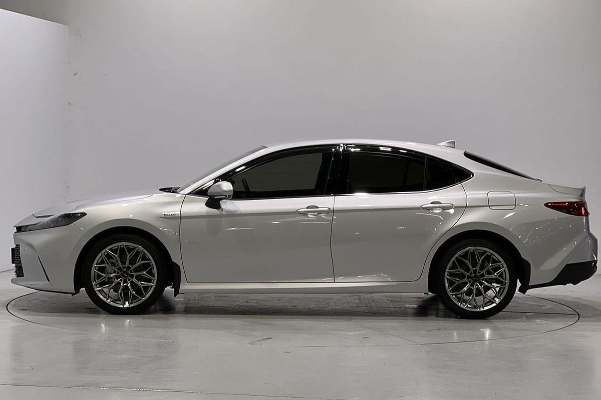 2025 Toyota Camry Ascent Sport AXVH80R