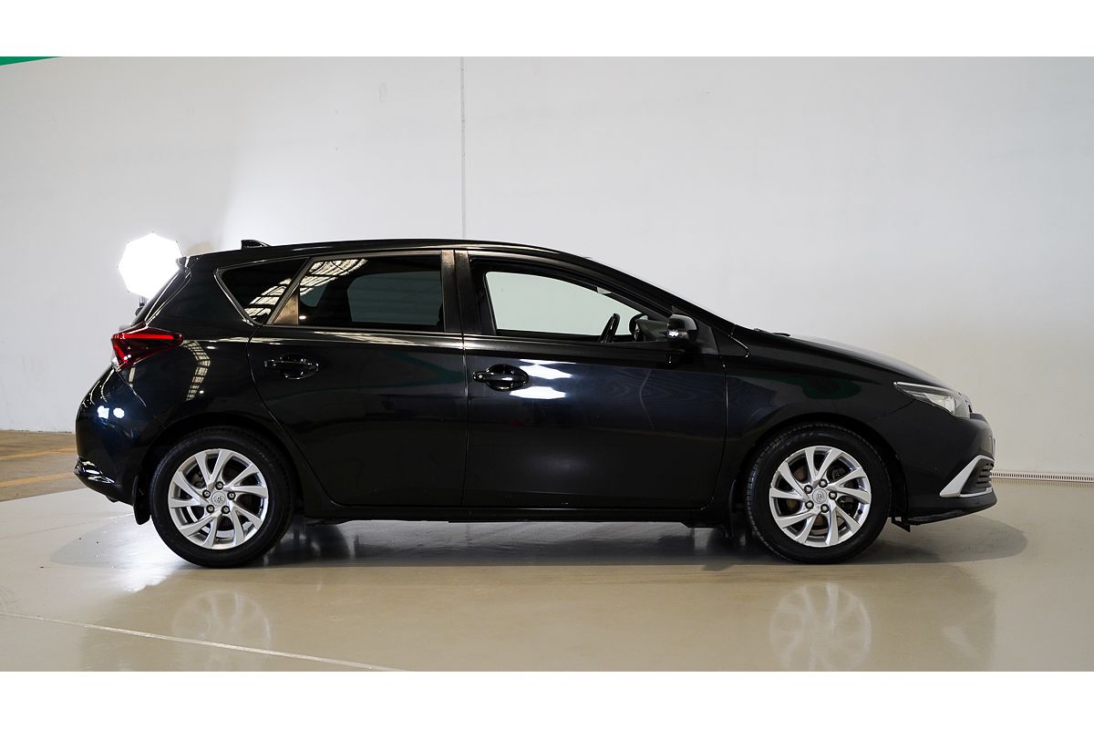 2015 Toyota Corolla Ascent Sport ZRE182R