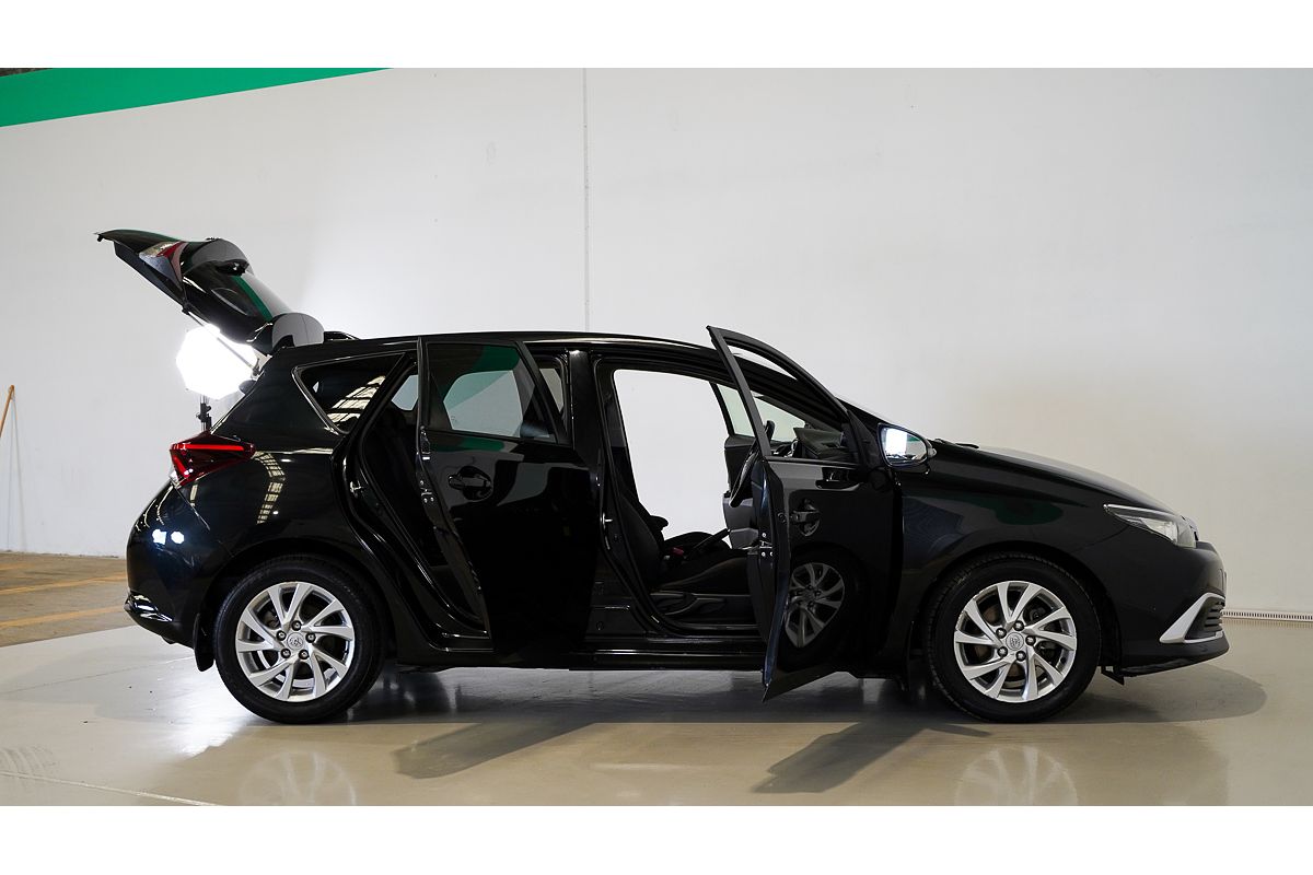 2015 Toyota Corolla Ascent Sport ZRE182R