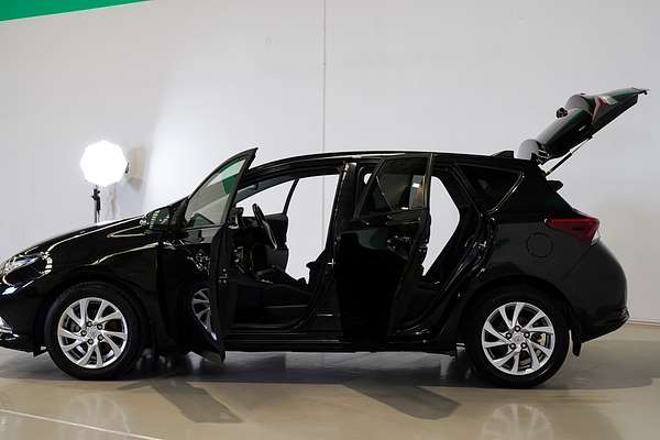 2015 Toyota Corolla Ascent Sport ZRE182R