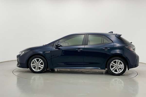 2022 Toyota Corolla ASCENT SPORT HYBRID ZWE211R