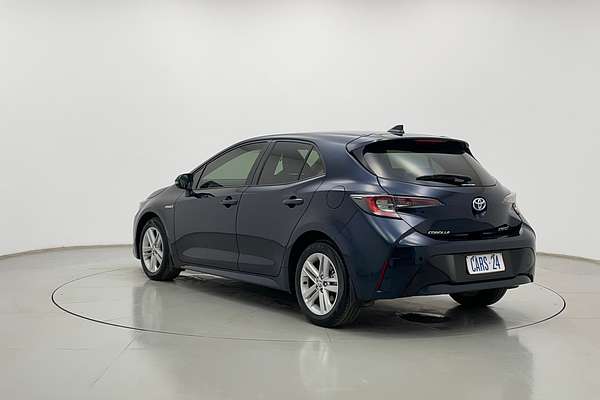 2022 Toyota Corolla ASCENT SPORT HYBRID ZWE211R