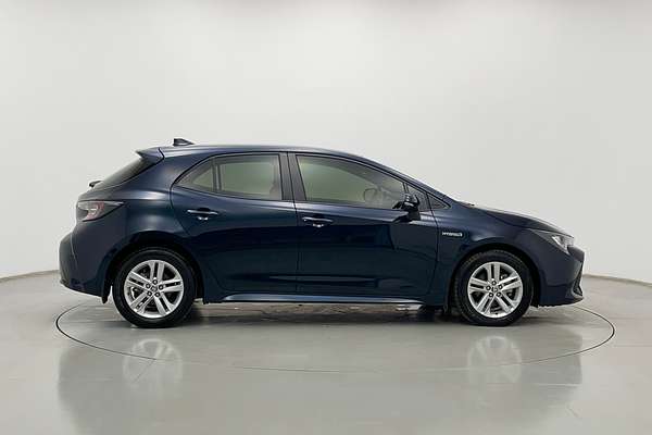 2022 Toyota Corolla ASCENT SPORT HYBRID ZWE211R