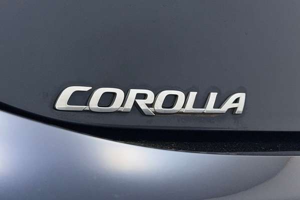 2022 Toyota Corolla ASCENT SPORT HYBRID ZWE211R