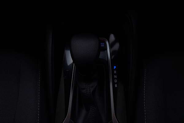 2022 Toyota Corolla ASCENT SPORT HYBRID ZWE211R