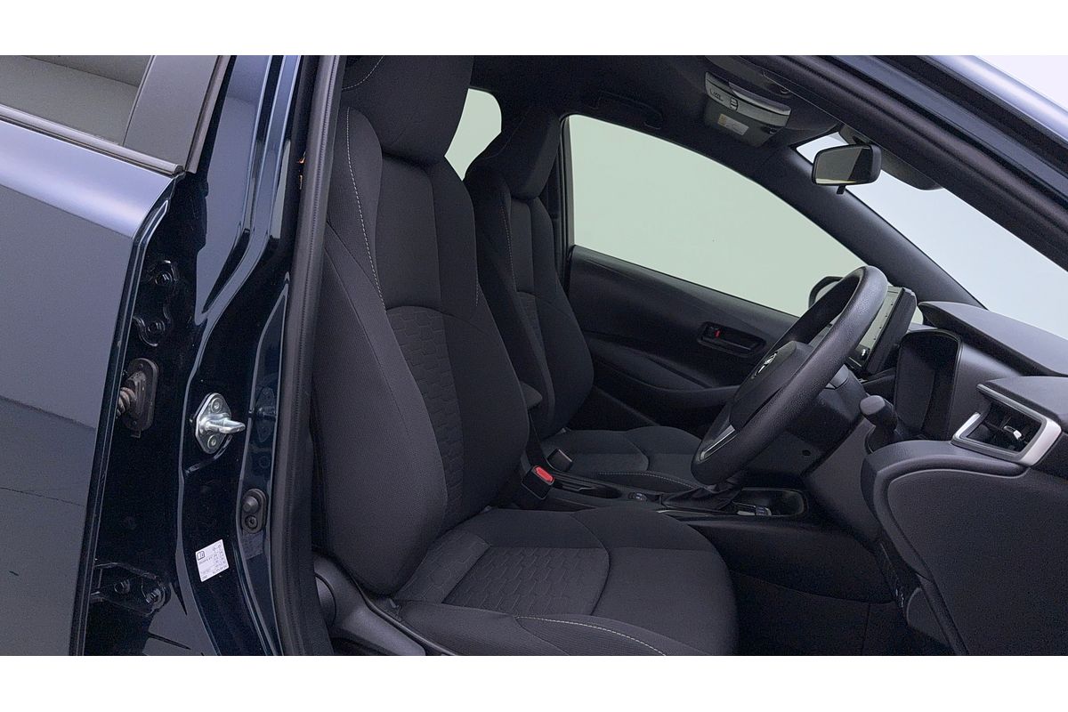 2022 Toyota Corolla ASCENT SPORT HYBRID ZWE211R