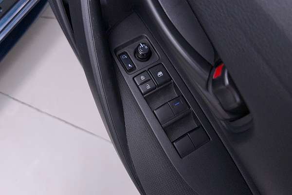 2022 Toyota Corolla ASCENT SPORT HYBRID ZWE211R
