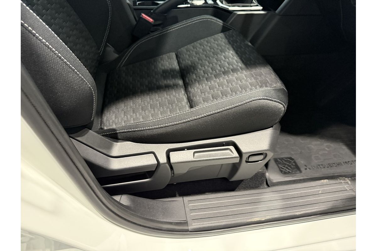 2024 Mitsubishi Triton GLS MV 4X4