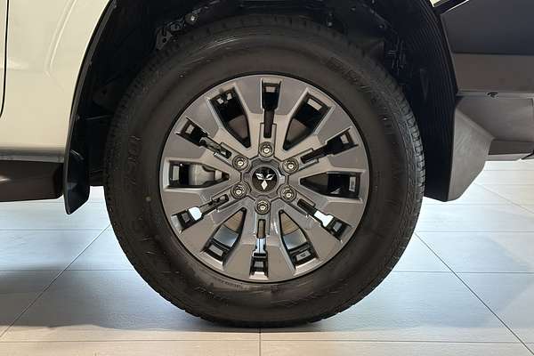 2024 Mitsubishi Triton GLS MV 4X4