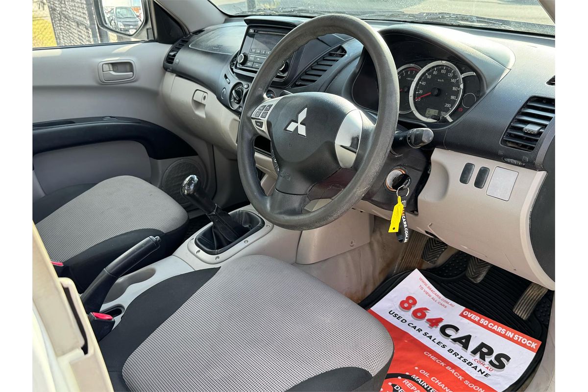 2014 Mitsubishi Triton GL MN Rear Wheel Drive