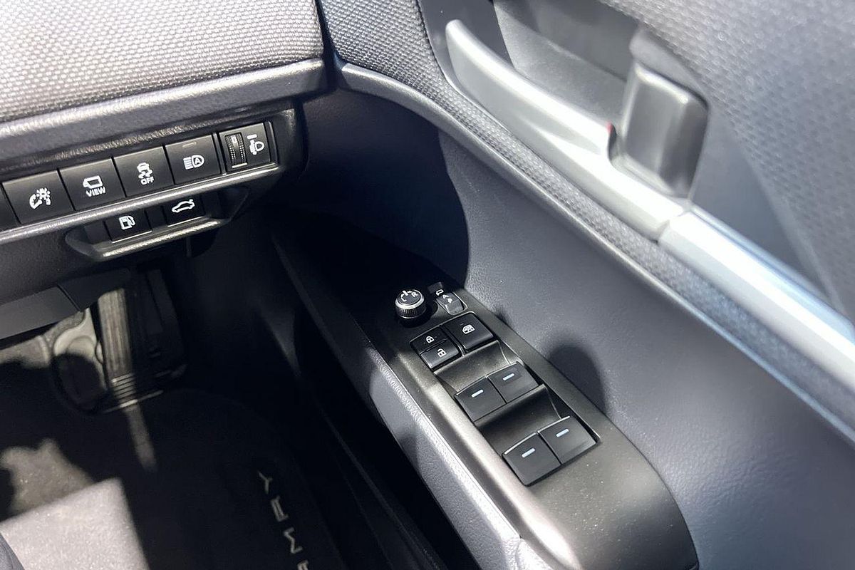 2025 Toyota Camry Ascent Sport AXVH80R