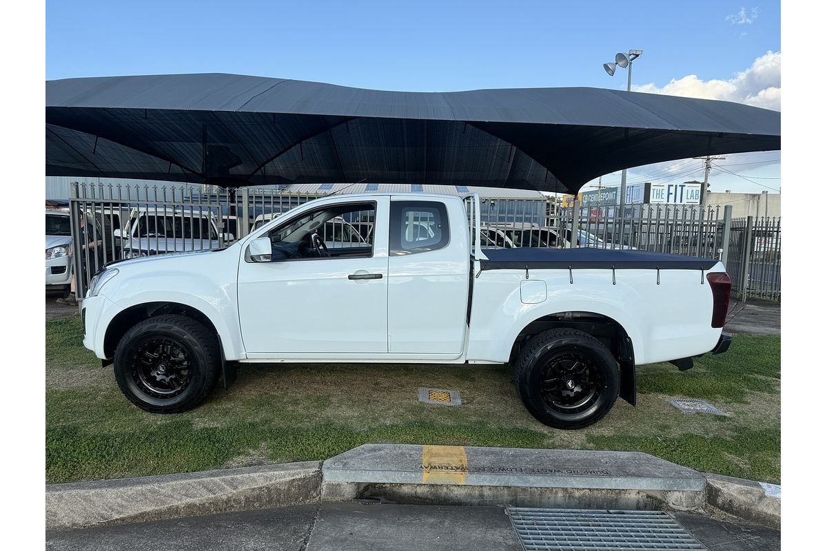 2018 Isuzu D-MAX SX High Ride Rear Wheel Drive