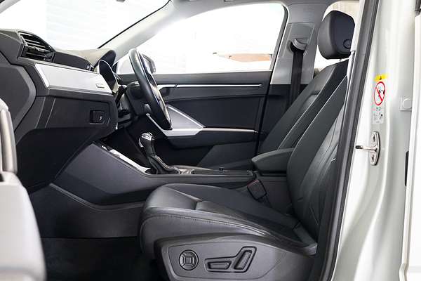 2022 Audi Q3 35 TFSI S line F3