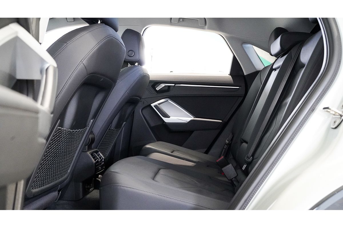 2022 Audi Q3 35 TFSI S line F3