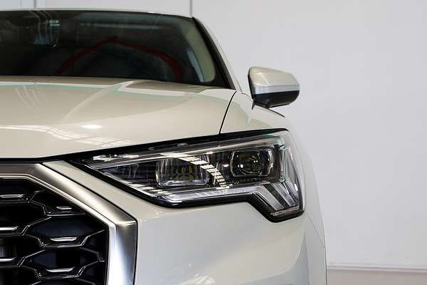 2022 Audi Q3 35 TFSI S line F3