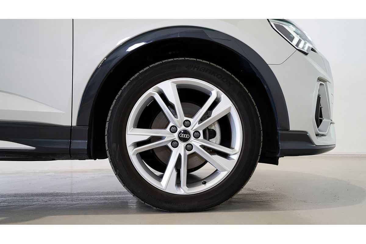 2022 Audi Q3 35 TFSI S line F3