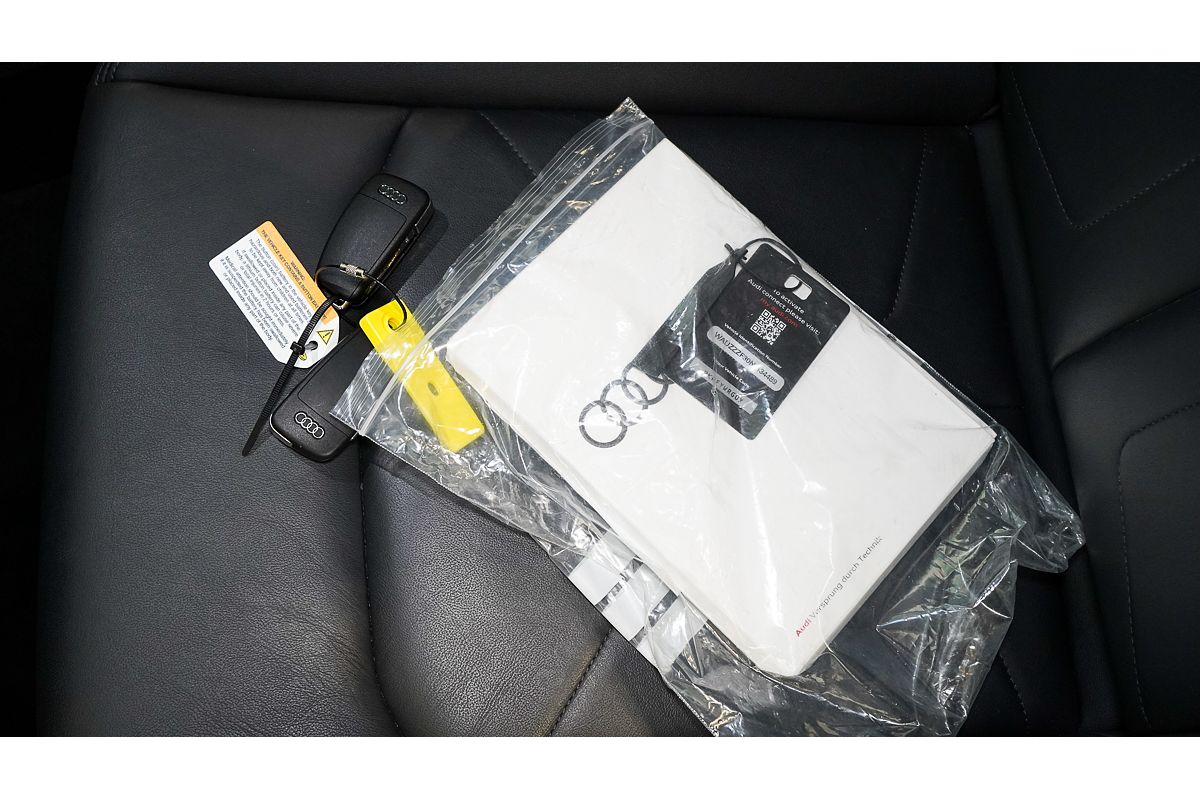 2022 Audi Q3 35 TFSI S line F3