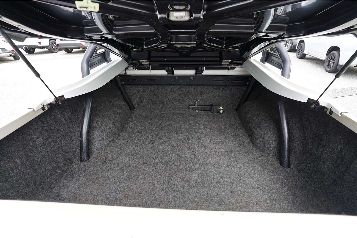 2018 Toyota Hilux Rogue GUN126R 4X4