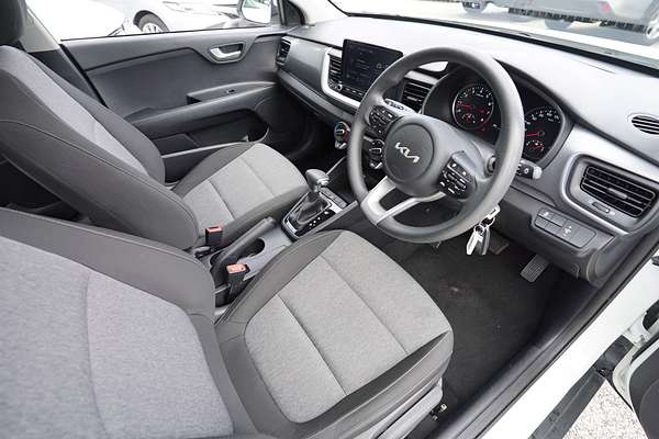 2023 Kia STONIC STONIC S H8W5K461
