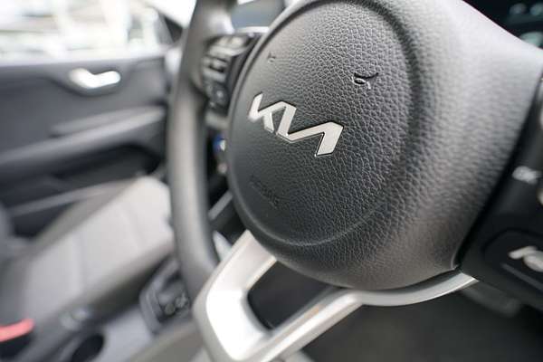 2023 Kia STONIC STONIC S H8W5K461