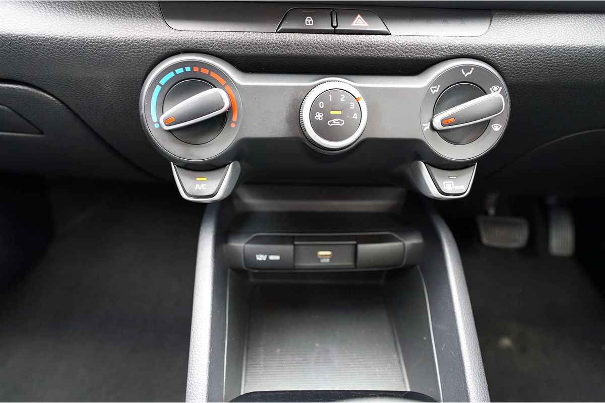 2023 Kia STONIC STONIC S H8W5K461