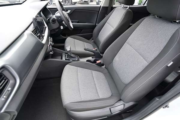 2023 Kia STONIC STONIC S H8W5K461