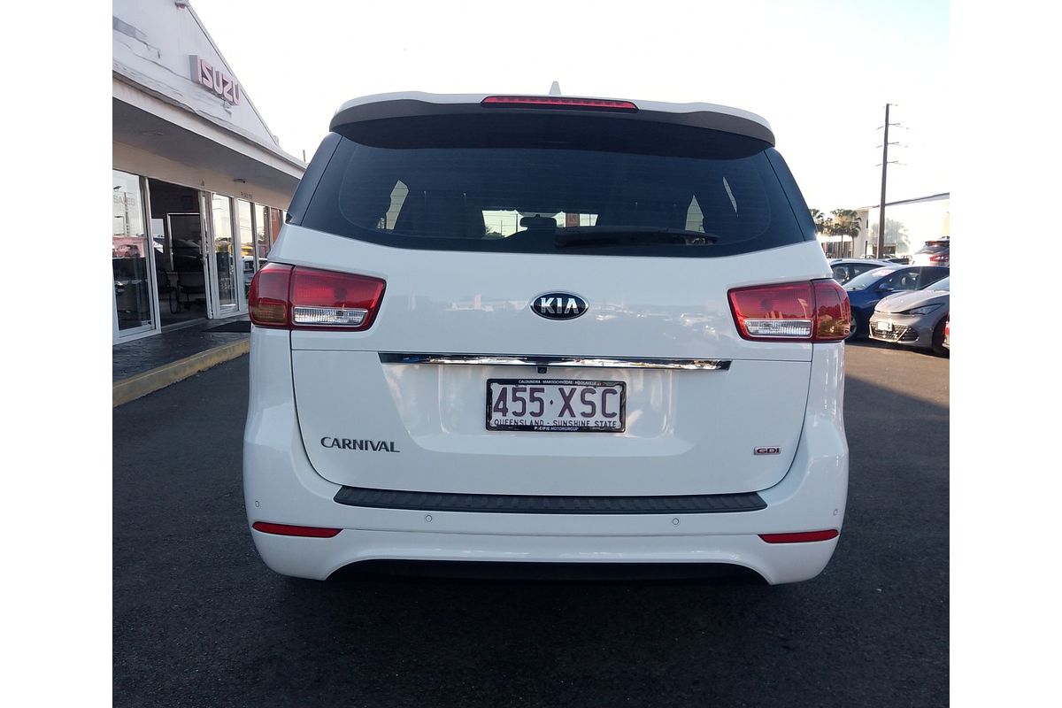 2017 Kia Carnival S YP