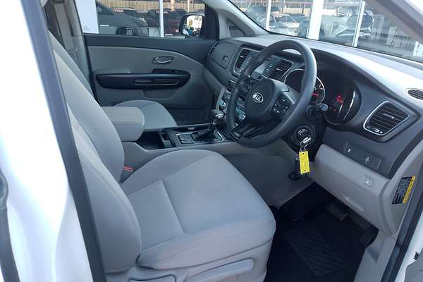 2017 Kia Carnival S YP