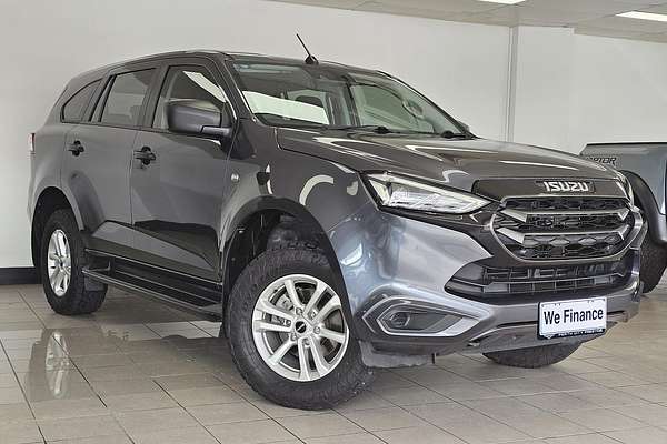 2022 Isuzu MU-X LS-M