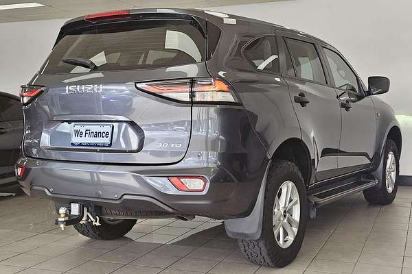 2022 Isuzu MU-X LS-M