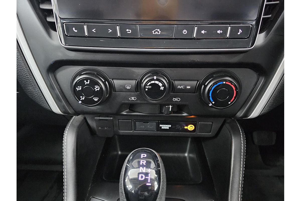 2022 Isuzu MU-X LS-M