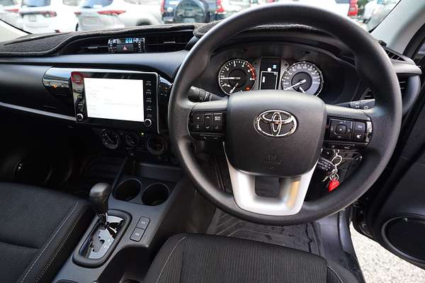 2024 Toyota Hilux SR GUN126R 4X4
