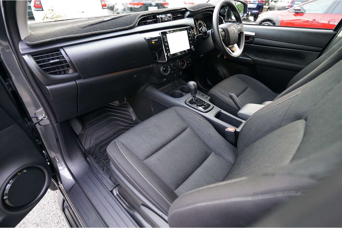 2024 Toyota Hilux SR GUN126R 4X4