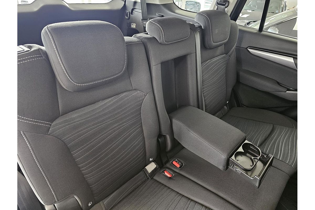 2022 Isuzu MU-X LS-M