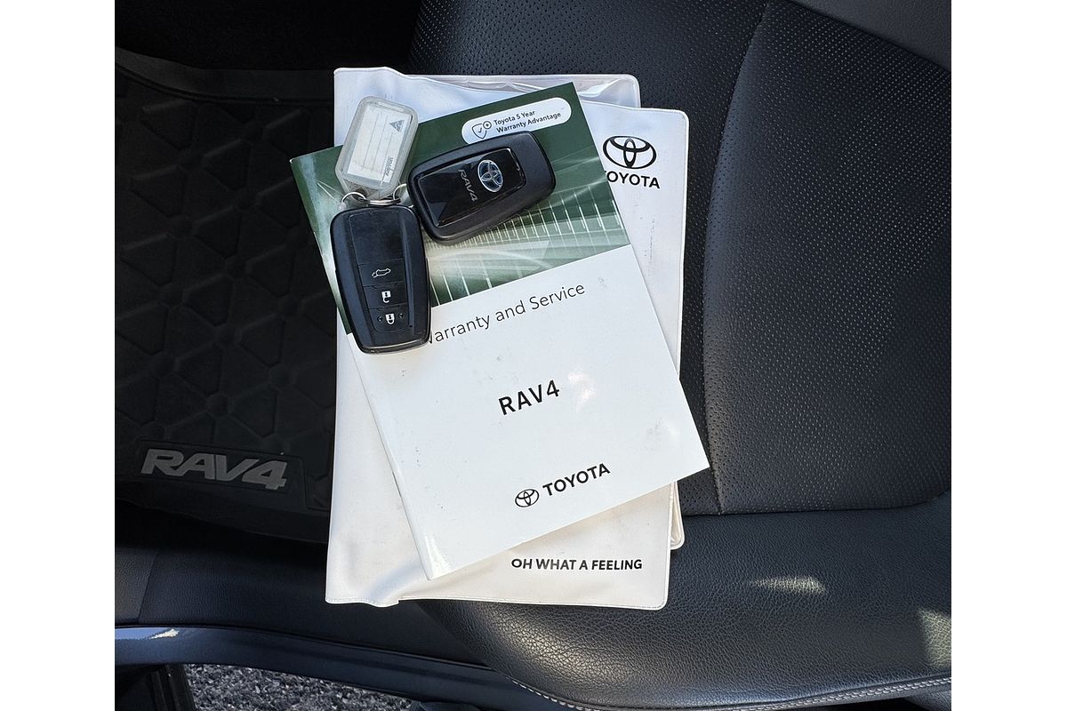2021 Toyota RAV4 Cruiser AXAH52R