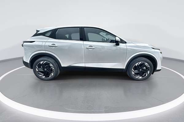 2025 Nissan QASHQAI ST-L J12