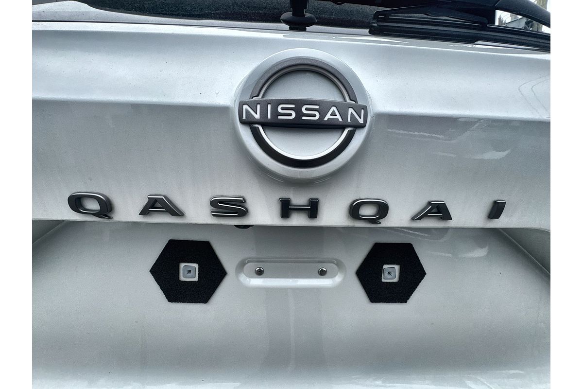 2025 Nissan QASHQAI ST-L J12
