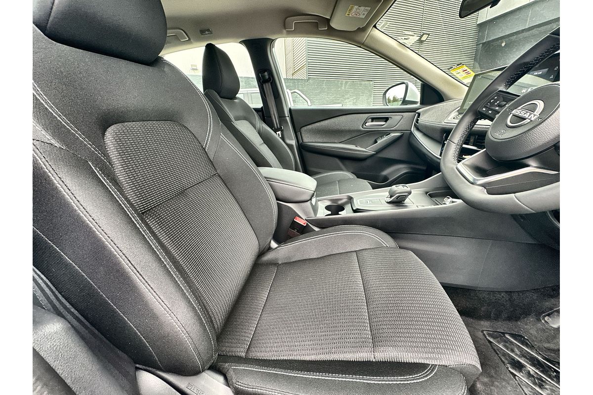 2025 Nissan QASHQAI ST-L J12