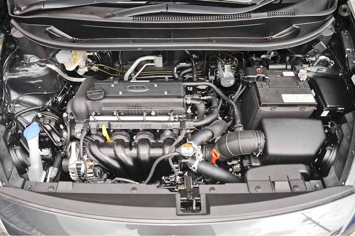 2015 Kia Rio S UB