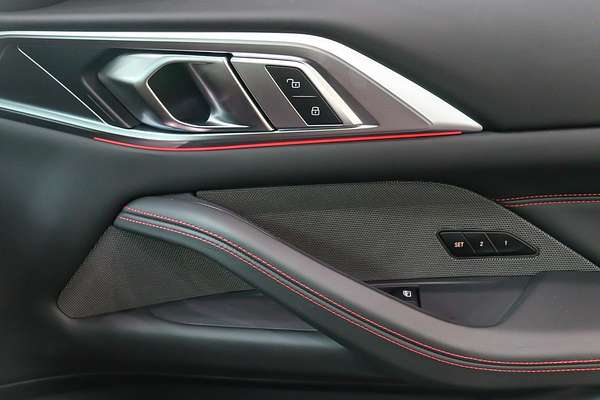 2024 BMW M4 CS G82 LCI