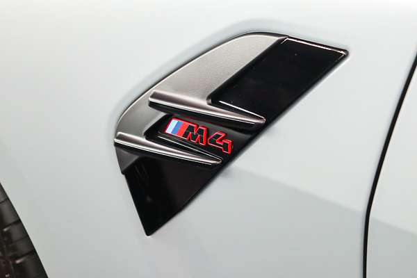 2024 BMW M4 CS G82 LCI