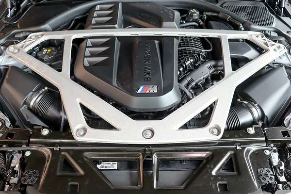 2024 BMW M4 CS G82 LCI